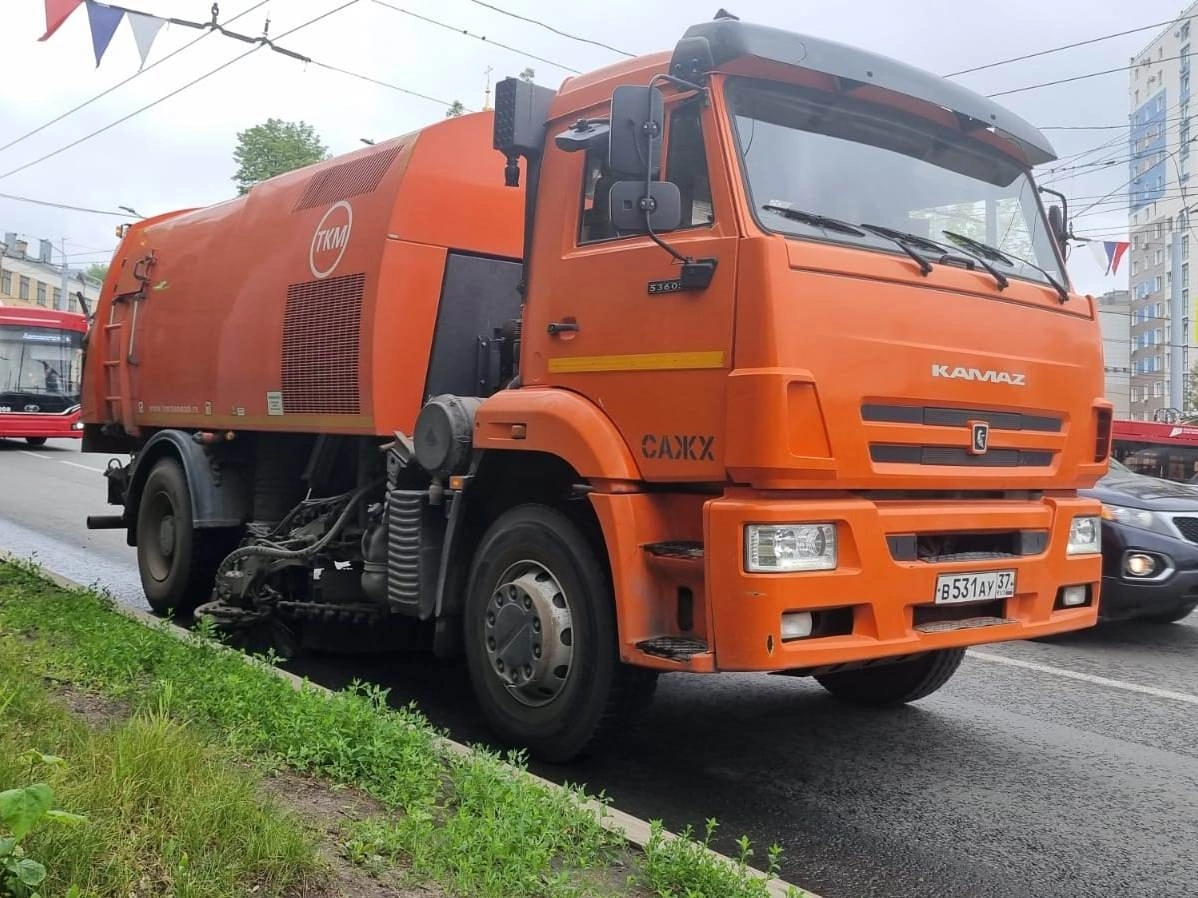 Днем 14 июня в Иванове расчищать городские дороги будут 88 дорожных рабочих