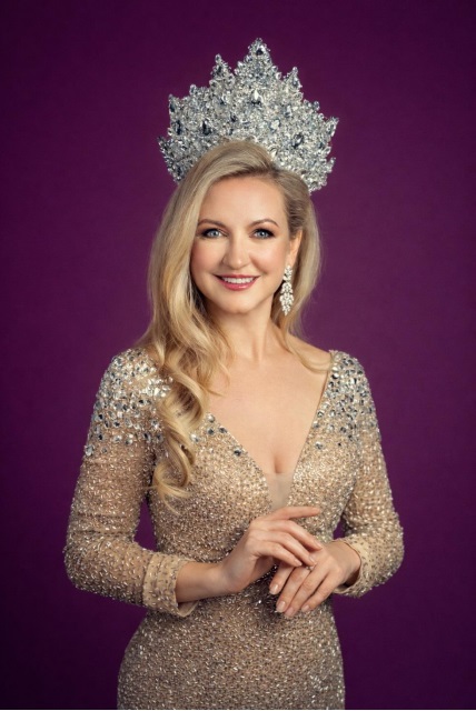 Мария Мартынова станет лицом обложки федерального глянцевого журнала  "THE ONE" 